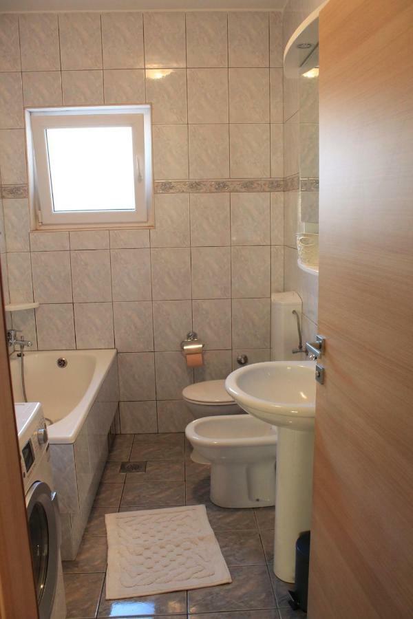 Apartman Nives Apartment Trogir Exterior photo